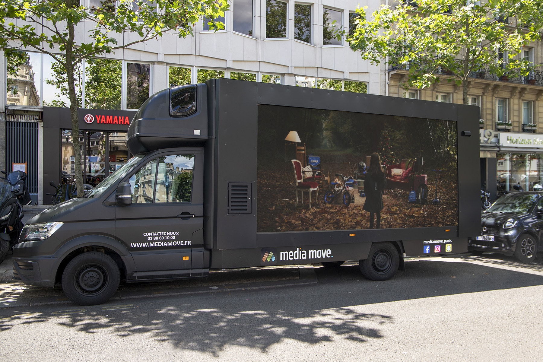 Media Move : Un camion vidéo mobile recouverts d'écrans LED
